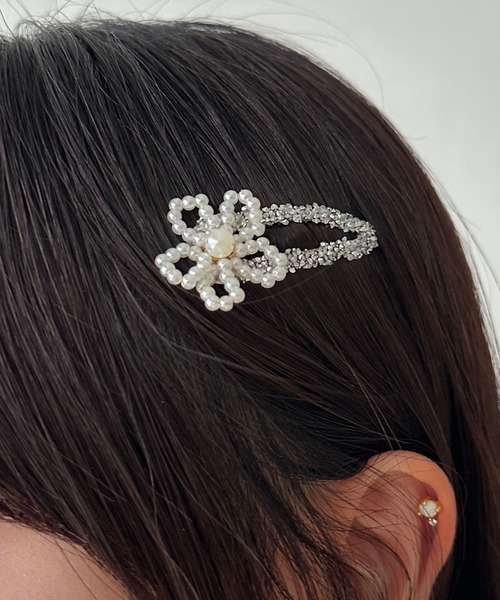 kutir(クティール)の「kutirlune/ラメヘアクリップ(バレッタ/ヘアクリップ・レディース・シルバー/トップグレー/ライトグレー・FREE)」の13枚目の写真