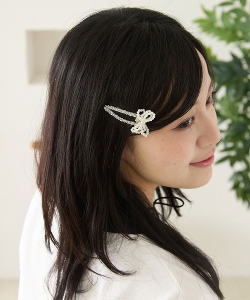kutir(クティール)の「kutirlune/ラメヘアクリップ(バレッタ/ヘアクリップ・レディース・シルバー/トップグレー/ライトグレー・FREE)」の5枚目の写真