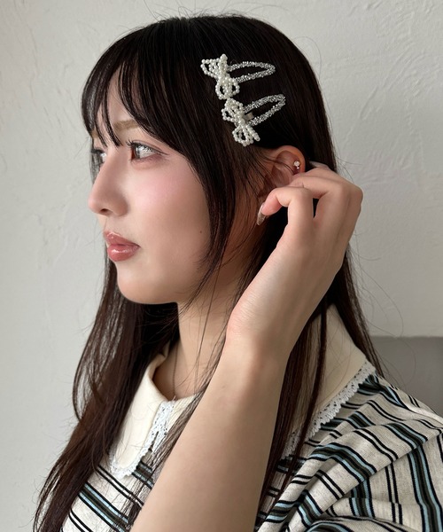 kutir(クティール)の「kutirlune/ラメヘアクリップ(バレッタ/ヘアクリップ・レディース・シルバー/トップグレー/ライトグレー・FREE)」の6枚目の写真