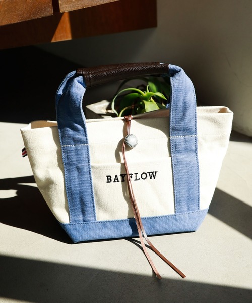 BAYFLOW（ベイフロー）の「BAYFLOW／コンチョロゴトート(Ｓサイズ)（トートバッグ・レディース・アイボリー/ネイビー/グレー/その他1/ブラウン/ブラック/クリアブルー/ピンク・FREE）」の6枚目の写真
