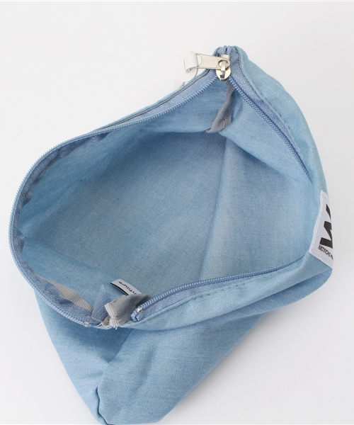 LBC（エルビーシー）の「レジスタントソレイユウィムショルダー デニム        （ショルダーバッグ・レディース・ブラック/ライトブルー/ダークネイビー/ベージュ・ONE SIZE）」の10枚目の写真