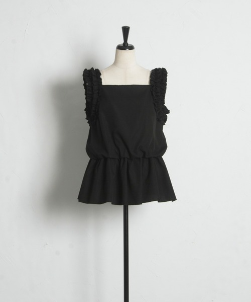 ARVELLIA(アルベリア)の「CONTOUR RUFFLE TOP(シャツ/ブラウス・レディース・ホワイト/ブラック・M)」の14枚目の写真