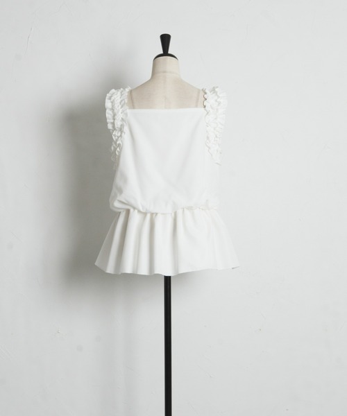 ARVELLIA(アルベリア)の「CONTOUR RUFFLE TOP(シャツ/ブラウス・レディース・ホワイト/ブラック・M)」の10枚目の写真