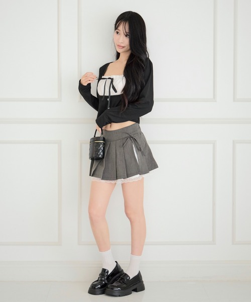 ALLuRing ChaRm(アリュリングチャーム)の「Ribbon Lace Pleated Mini Skirt / リボンレースプリーツミニスカート(スカート・レディース・ホワイト/グレー・S/M)」の15枚目の写真