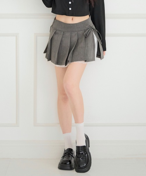 ALLuRing ChaRm(アリュリングチャーム)の「Ribbon Lace Pleated Mini Skirt / リボンレースプリーツミニスカート(スカート・レディース・ホワイト/グレー・S/M)」の10枚目の写真