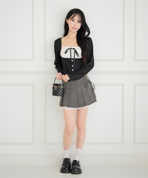 ALLuRing ChaRm(アリュリングチャーム)の「Ribbon Lace Pleated Mini Skirt / リボンレースプリーツミニスカート(スカート・レディース・ホワイト/グレー・S/M)」の13枚目の写真
