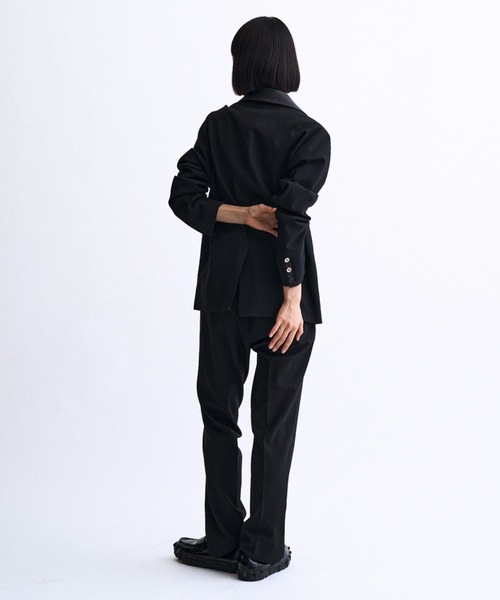 PHILTHEORY(フィルセオリー)の「mulch button overlay tailored Jacket / マルチボタンオーバーレイテーラードジャケット(テーラードジャケット・メンズ・ブラック・3/2/1)」の5枚目の写真