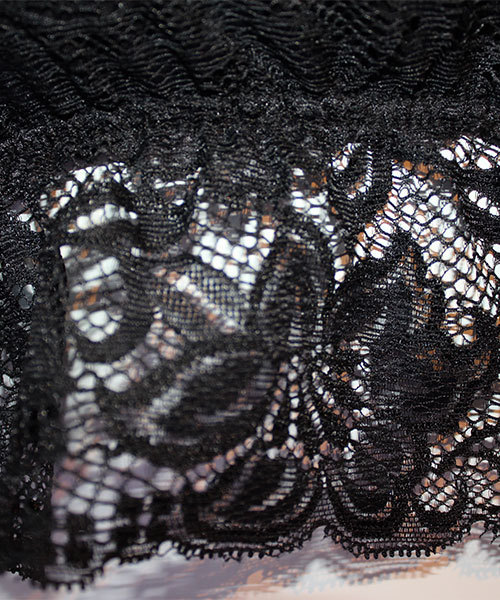 MICOAMERI(ミコアメリ)の「レースブラトップ(チューブトップ・レディース・ブラック/ホワイト/ピンク・FREE)」の9枚目の写真