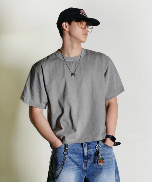 THE MILE(ザマイル)の「ガーメンツクロップ無地クルーネック_PIGMENT GRAY(Tシャツ/カットソー・メンズ・その他・SMALL/MEDIUM/LARGE/X-LARGE)」の1枚目の写真