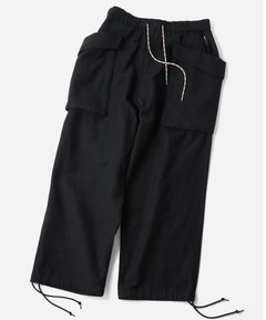 バックサテンモンスターポケットパンツ