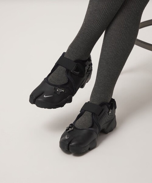 NIKE(ナイキ)の「【WEB限定】<NIKE>ナイキ エア リフト Florette(スニーカー・レディース・ブラック・24cm/23cm/25cm)」の7枚目の写真