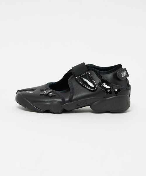NIKE(ナイキ)の「【WEB限定】<NIKE>ナイキ エア リフト Florette(スニーカー・レディース・ブラック・24cm/23cm/25cm)」の6枚目の写真