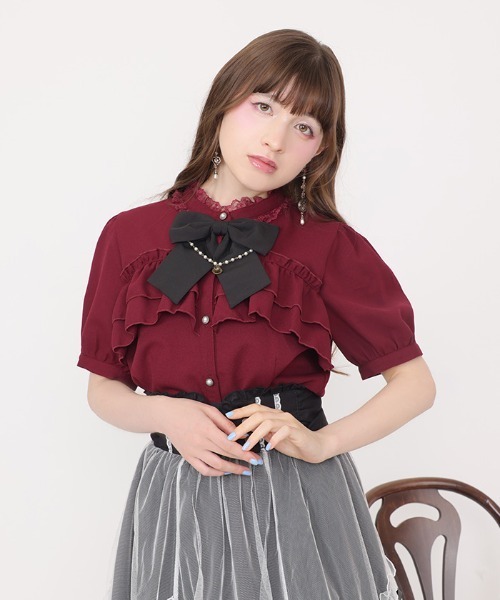 axes femme POETIQUE(アクシーズファムポエティック)の「ティーカップチャーム付きブラウス(シャツ/ブラウス・レディース・ブラック/ワイン/ホワイト・MEDIUM)」の3枚目の写真