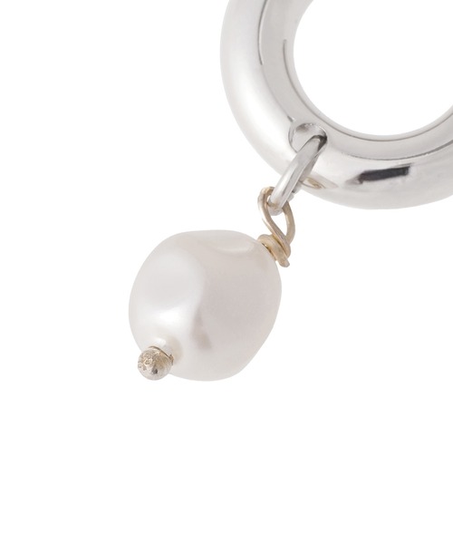JUSTINE CLENQUET(ジュスティーヌクランケ)の「SIDNEY EARCUFF 34JC01SIDNEY(イヤーカフ・レディース・シルバー・FREE)」の4枚目の写真