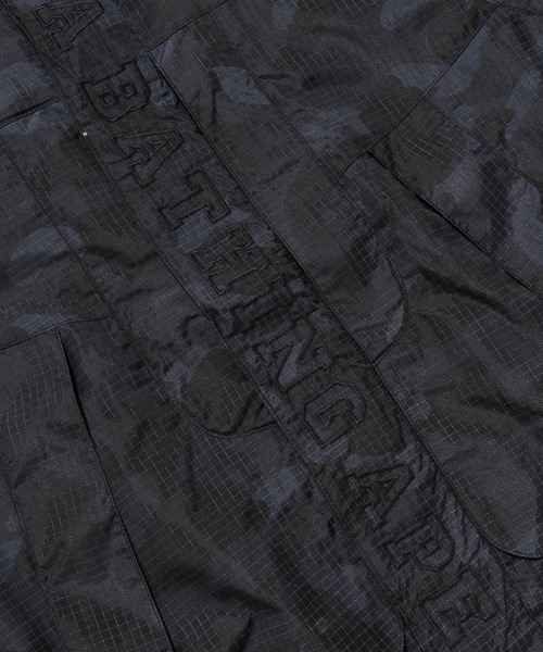 A BATHING APE(アベイシングエイプ)の「COLOR CAMO REFLECTIVE RIPSTOP SHORT SNOWBOARD JACKET(ミリタリージャケット・メンズ・ブラック/ブラウン・LARGE/SMALL/MEDIUM/X-LARGE/XX-LARGE)」の7枚目の写真
