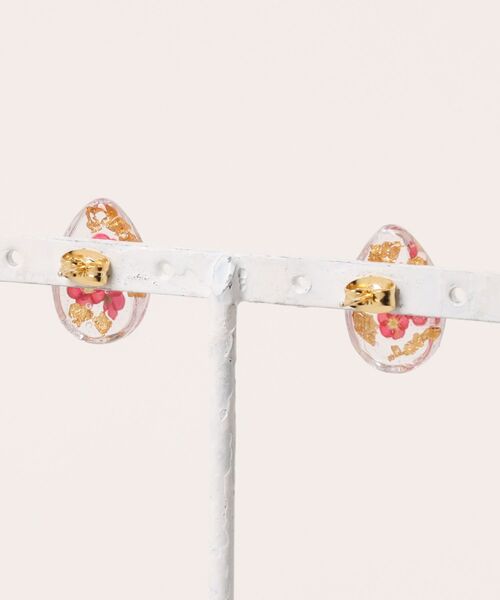 tone（トーン）の「【popochi】和風 梅の花 レジン ピアス｜アクセサリー 着物 浴衣 和装 成人式 卒業式 ピンク 赤 ゴールド(MA)（ピアス（両耳用）・レディース・ピンク/レッド系/レッド系2/レッド・FREE）」の5枚目の写真