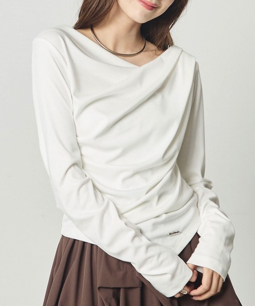 Elishe(エリシェ)の「ドレープアシメトップス(長袖)(Tシャツ/カットソー・レディース・ボルドー/オフホワイト/ブラック・FREE)」の12枚目の写真