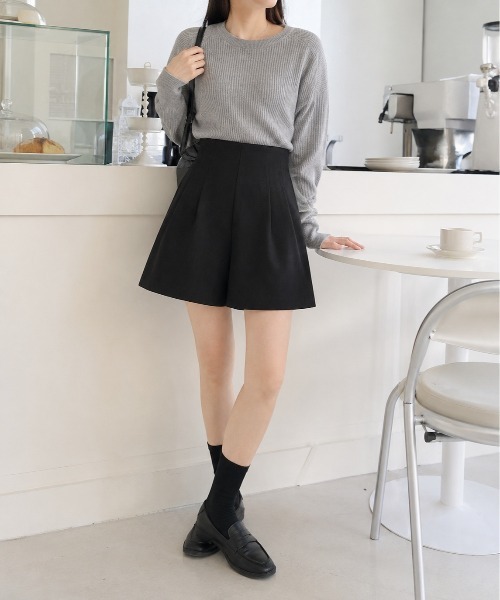 Mku Ekta(ムクエクタ)の「ハイウエストショートパンツ(その他パンツ・レディース・ブラック・L/M/S)」の7枚目の写真