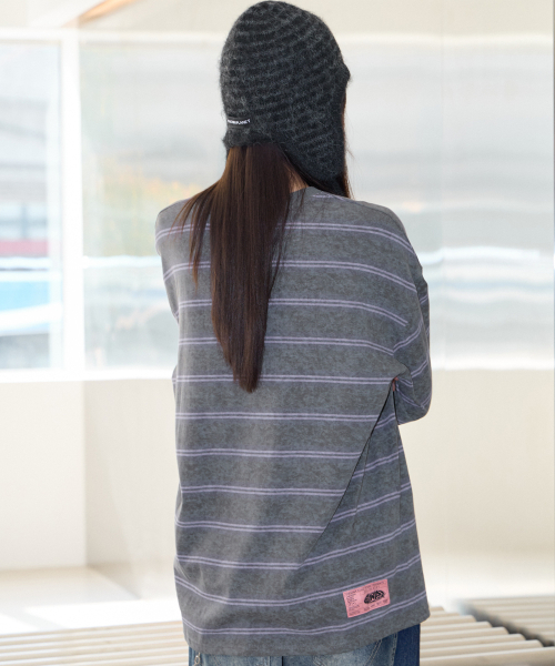 UNKNOWN PLANET(アンノウンプラネット)の「ピグメントストライプオーバーサイズロングスリーブTシャツグレー(Tシャツ/カットソー・レディース・その他・SMALL/MEDIUM)」の4枚目の写真
