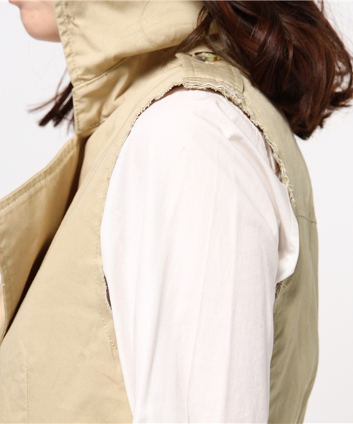 MOUSSY(マウジー)の「NO SLEEVE TRENCH COAT(その他アウター・レディース・ライトベージュ/ライトカーキ・FREE)」の10枚目の写真