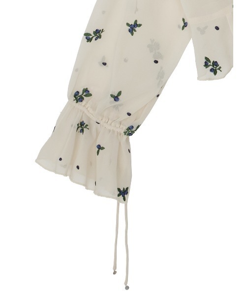 Ameri(アメリ)の「CHRISTINE EMBROIDERY BLOUSE(シャツ/ブラウス・レディース・ブラック/ブラウン/アイボリー・FREE)」の8枚目の写真