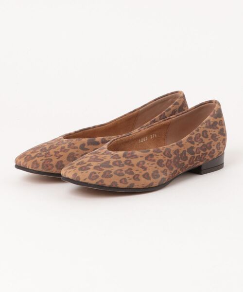 tsumori chisato WALK(ツモリチサトウォーク)の「Vカットフラットパンプス(パンプス・レディース・ブラック/シルバー系その他6/ブラウン・24.5cm/24.0cm/23.5cm/23.0cm/22.5cm)」の2枚目の写真