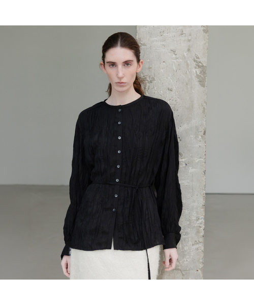MOHAN(モハン)の「TIF クリンクルタイブラウス_2COLORS(シャツ/ブラウス・レディース・ホワイト/ブラック・SMALL/MEDIUM)」の2枚目の写真