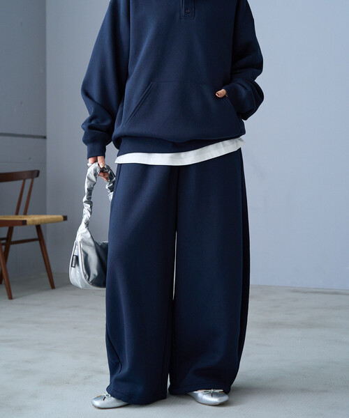 FREAK'S STORE（フリークスストア）の「限定展開　裏起毛 スウェット カーブ パンツ（スウェットパンツ・レディース・ブラック/ネイビー/ブラウン/グレー/ライトグレー・SMALL/MEDIUM）」の5枚目の写真