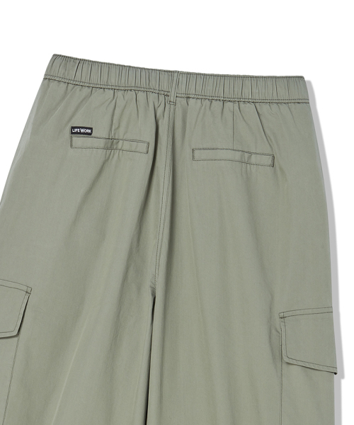LIFE WORK(ライフワーク)の「レディース LW3 アウトポケットワイドカーゴパンツ(その他パンツ・レディース・ブラック/カーキ・SMALL/MEDIUM)」の5枚目の写真