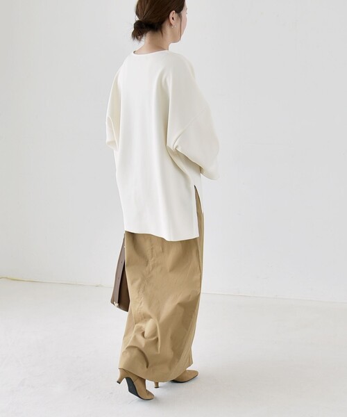 quaranciel(カランシエル)の「〈手洗い可能〉カットジョーゼット ハーフジップ クルーネック プルオーバー(Tシャツ/カットソー・レディース・ブラック/ベージュ/ネイビー/オフホワイト・ONE SIZE)」の6枚目の写真