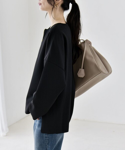 quaranciel(カランシエル)の「〈手洗い可能〉カットジョーゼット ハーフジップ クルーネック プルオーバー(Tシャツ/カットソー・レディース・ブラック/ベージュ/ネイビー/オフホワイト・ONE SIZE)」の17枚目の写真