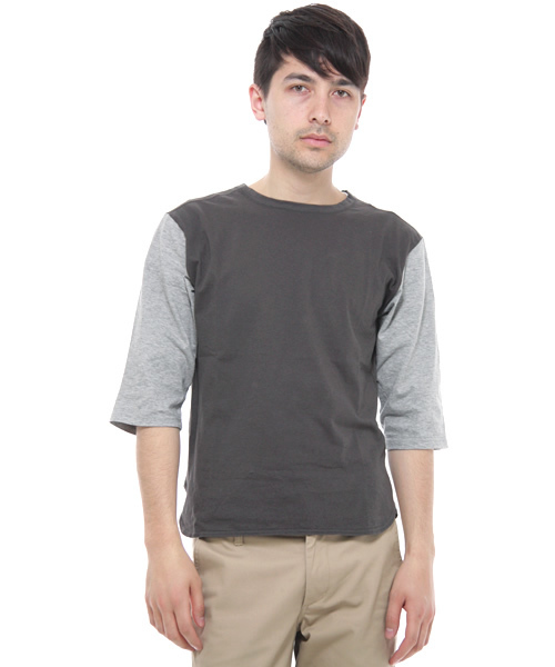 JOURNAL STANDARD J.S HOMESTEAD(ジャーナルスタンダードホームステッド)の「BURKINA FASO HIGH GAGE COTTON BASEBALL Tee(Tシャツ/カットソー・メンズ・チャコールグレー/ライトグレー・MEDIUM/LARGE)」の1枚目の写真