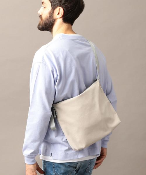 BEAUTY&YOUTH UNITED ARROWS（ビューティーアンドユースユナイテッドアローズ）の「BY ライトファブリック ショルダーバッグ  о（ショルダーバッグ・メンズ・ブラック/ライトグレー/ダークブラウン/コバルトブルー・FREE）」の15枚目の写真