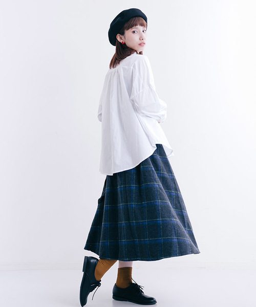 MERLOT（メルロー）の「コットンフラワー刺繍襟シャツ7110（シャツ/ブラウス・レディース・ホワイト/グリーン/ブラック・FREE）」の15枚目の写真
