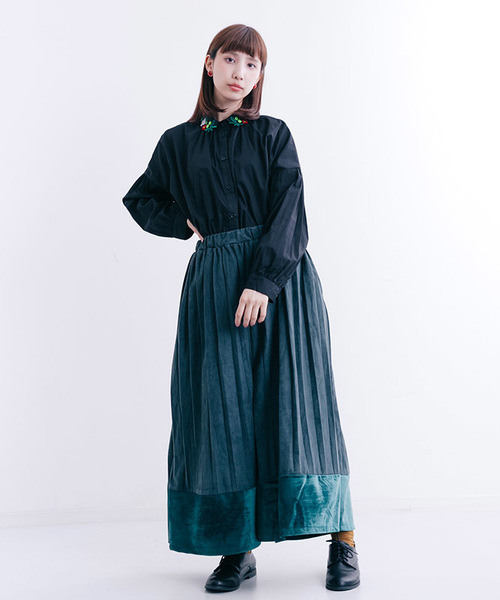 MERLOT（メルロー）の「コットンフラワー刺繍襟シャツ7110（シャツ/ブラウス・レディース・ホワイト/グリーン/ブラック・FREE）」の17枚目の写真