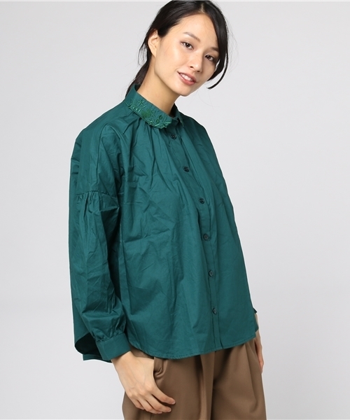 MERLOT（メルロー）の「コットンフラワー刺繍襟シャツ7110（シャツ/ブラウス・レディース・ホワイト/グリーン/ブラック・FREE）」の7枚目の写真