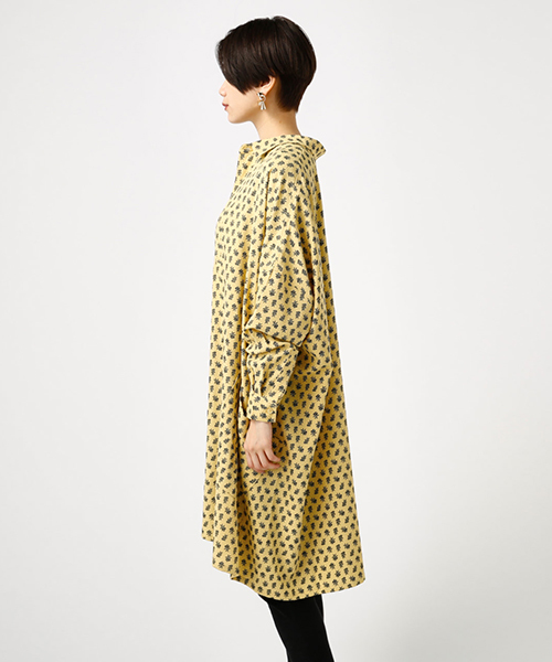 AZUL by moussy(アズールバイマウジー)の「Spring reef柄ルーズSH(シャツ/ブラウス・レディース・ホワイト系その他/ブラック系その他/イエロー系その他・SMALL/MEDIUM)」の6枚目の写真