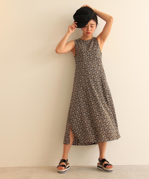 FREE'S MART（フリーズマート）の「◆小花ノースリーブロングワンピース（ワンピース・レディース・ブラック系その他/ホワイト×レッド/ホワイト×イエロー・FREE）」の15枚目の写真