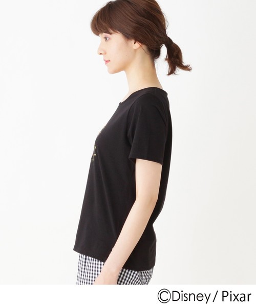 grove（グローブ）の「◆レインボーカラー刺繍Tシャツ(リメンバー・ミー)（Tシャツ/カットソー・レディース・ブラック/オフホワイト・02/03）」の4枚目の写真