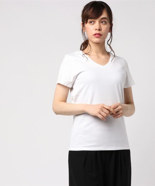 AMERICAN HOLIC(アメリカンホリック)の「・New Vネックベーシック半袖プルオーバー(Tシャツ/カットソー・レディース・ホワイト系その他/グレー系その他/チャコールグレー/ブラック/ブラウン/オフホワイト・M/L)」の1枚目の写真