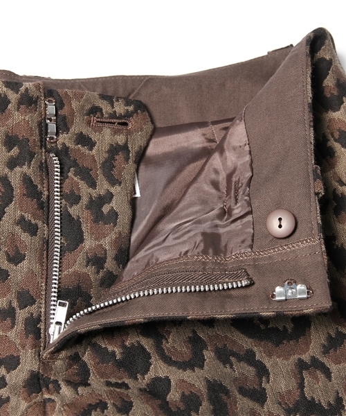 Tiara（ティアラ）の「レオパードpt.JQショートパンツ【Sサイズコーデ本】【BAILA10月号】【MORE10月号】（その他パンツ・レディース・レオパード・2/3/4）」の4枚目の写真