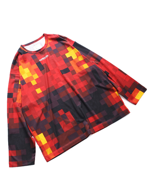 SHAREEF(シャリーフ)の「MOSAIC PT L/S-T(Tシャツ/カットソー・メンズ・ネイビー/レッド・2/1/3)」の10枚目の写真