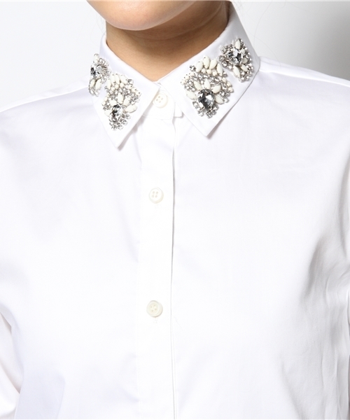 31 Sons de mode（トランテアン　ソン　ドゥ　モード）の「ビジューカラードッキングシャツ　ｂｙ　Ｋａｏｒｉ　Ｉｓｅｋｉ（シャツ/ブラウス・レディース・オフホワイト/サックスブルー・36/38）」の5枚目の写真