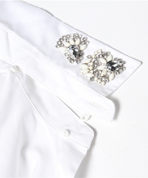 31 Sons de mode（トランテアン　ソン　ドゥ　モード）の「ビジューカラードッキングシャツ　ｂｙ　Ｋａｏｒｉ　Ｉｓｅｋｉ（シャツ/ブラウス・レディース・オフホワイト/サックスブルー・36/38）」の11枚目の写真