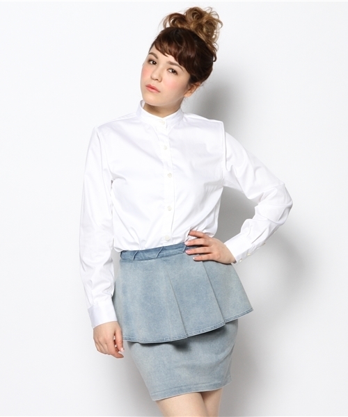 31 Sons de mode（トランテアン　ソン　ドゥ　モード）の「ビジューカラードッキングシャツ　ｂｙ　Ｋａｏｒｉ　Ｉｓｅｋｉ（シャツ/ブラウス・レディース・オフホワイト/サックスブルー・36/38）」の3枚目の写真