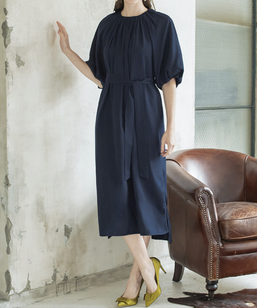 セール ベルト付きタック襟イレヘムフレアロング結婚式ワンピース お呼ばれパーティードレス ワンピース Flolia フロリア のファッション通販 Zozotown