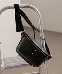 PAGEBOY | スタッズボディバッグ(ショルダーバッグ)