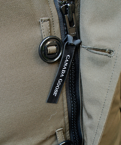 CIAOPANIC（チャオパニック）の「【CANADA GOOSE】JASPER（ダウンジャケット/コート・メンズ・ブラック/ネイビー/ブラウン系その他・X-SMALL/LARGE/MEDIUM/SMALL）」の16枚目の写真