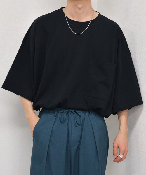 kutir（クティール）の「ビッグポケットTシャツ（Tシャツ/カットソー・メンズ・ダークブラウン/パープル/ホワイト/ダークブルー/グリーン/ブラック・MEDIUM/LARGE）」の2枚目の写真