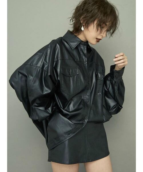 GYDA(ジェイダ)の「フェイクレザースカートライクショーパン(スカート・レディース・ブラック/ブラウン・X-SMALL/SMALL/MEDIUM)」の4枚目の写真